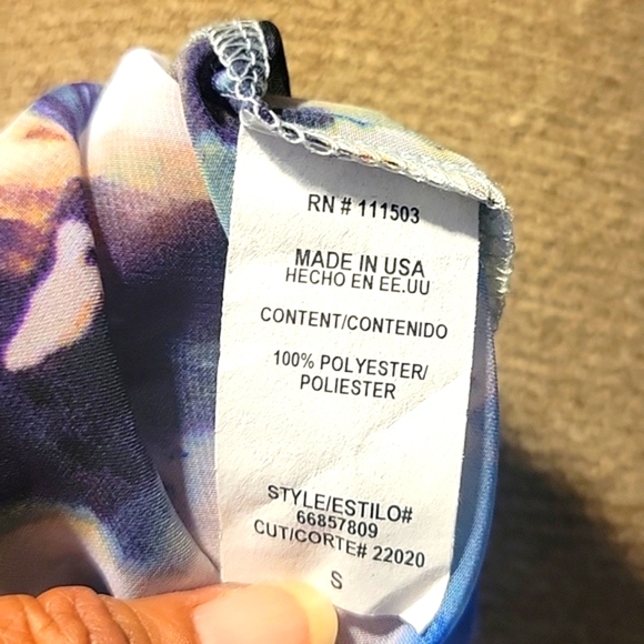 Lily White Womans Round Neck Spring Floral Open Back Sheer Blouse, Size: S - Picture 2 of 7